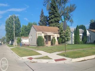 Foreclosed Home - 25290 TECLA AVE, 48089