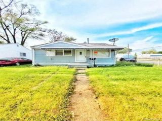 Foreclosed Home - 11123 HUDSON AVE, 48089