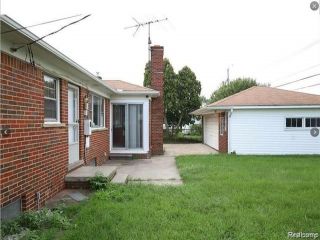 Foreclosed Home - 11109 BUSCH AVE, 48089
