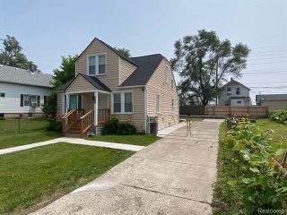 Foreclosed Home - 11436 RIVARD AVE, 48089
