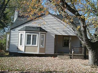 Foreclosed Home - 21359 DOEPFER RD, 48091