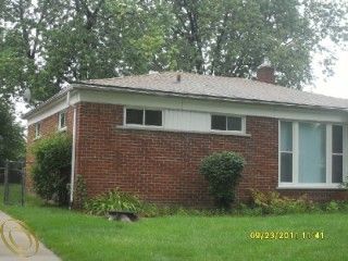 Foreclosed Home - 22045 LOGUE AVE, 48091