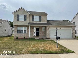 Foreclosed Home - 25775 TIMBERLINE DR, 48091