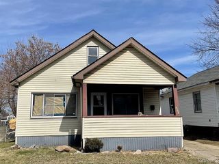 Foreclosed Home - 7243 MAXWELL AVE, 48091