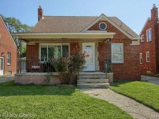 Foreclosed Home - 20764 SYRACUSE AVE, 48091