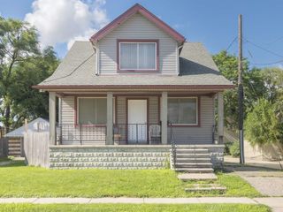 Foreclosed Home - 7645 FISHER AVE, 48091
