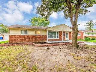 Foreclosed Home - 3738 OTIS AVE, 48091