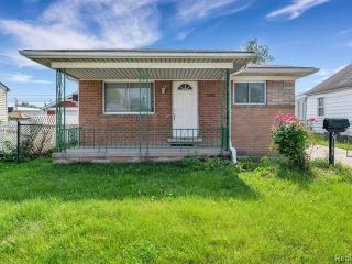 Foreclosed Home - 27188 SEYBURN AVE, 48092