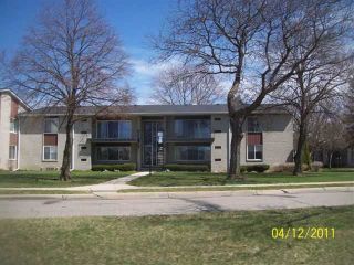 Foreclosed Home - 8465 KENNEDY CIR UNIT 8, 48093