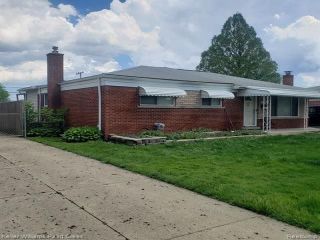 Foreclosed Home - 27340 MARILYN DR, 48093