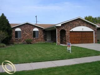Foreclosed Home - 8466 ALLEN RD, 48101