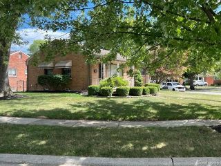 Foreclosed Home - 15066 PENNSYLVANIA AVE, 48101