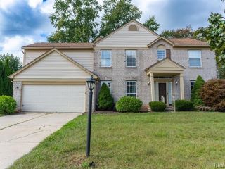 Foreclosed Home - 14614 WILDBROOK DR, 48111