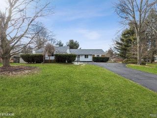 Foreclosed Home - 5148 GREENFIELD RD, 48114