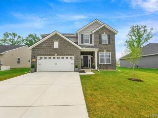 Foreclosed Home - 8234 STARINA CT, 48116