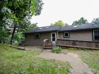 Foreclosed Home - 547 OAK DALE DR, 48118