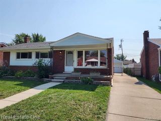 Foreclosed Home - 3595 ELIZABETH ST, 48122