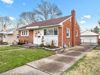 Foreclosed Home - 1601 WALNUT ST, 48124