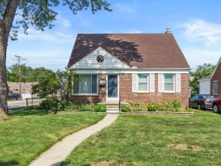 Foreclosed Home - 2666 LINDEN ST, 48124