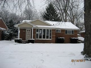 Foreclosed Home - 8610 WINSTON LN, 48127