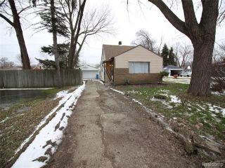 Foreclosed Home - 6501 HEYDEN ST, 48127