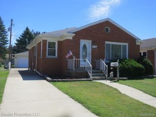 Foreclosed Home - 7508 NIGHTINGALE ST, 48127