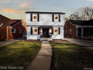 Foreclosed Home - 650 N WAVERLY ST, 48128