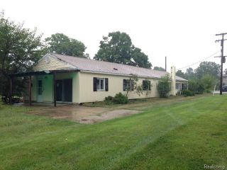 Foreclosed Home - 7997 Grand St, 48130