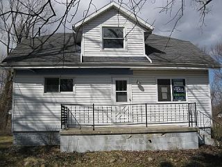 Foreclosed Home - 2250 E RAUCH RD, 48133