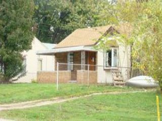 Foreclosed Home - 25589 MIDDLEBELT RD, 48134