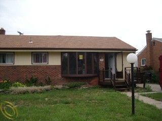 Foreclosed Home - 33646 ALVIN ST, 48135