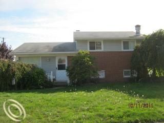 Foreclosed Home - 28441 CAMBRIDGE ST, 48135