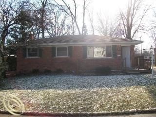 Foreclosed Home - 32201 BARTON ST, 48135