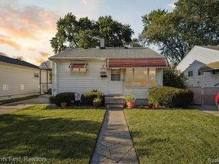 Foreclosed Home - 29022 BLOCK ST, 48135