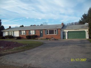 Foreclosed Home - 19974 SPEARS RD, 48137