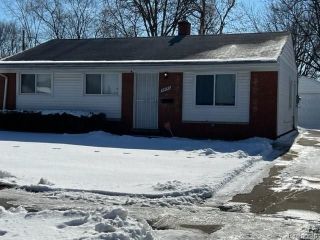 Foreclosed Home - 29141 ROSEWOOD ST, 48141