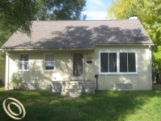 Foreclosed Home - 28436 FERNWOOD ST, 48141