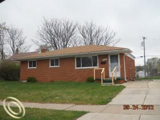 Foreclosed Home - 3330 WILLIAMS ST, 48141