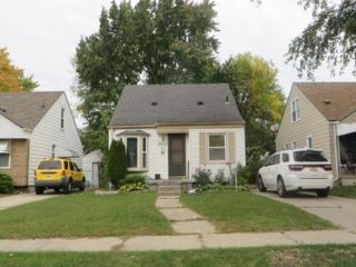 Foreclosed Home - 26760 OAKLAND ST, 48141