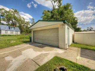 Foreclosed Home - 3007 SPRUCE ST, 48141