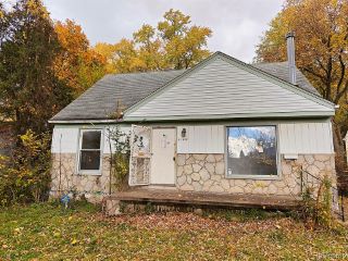 Foreclosed Home - 26322 PRINCETON ST, 48141