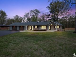 Foreclosed Home - 8416 SUMMERFIELD RD, 48144