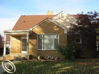 Foreclosed Home - 1574 EMMONS BLVD, 48146