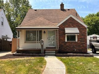 Foreclosed Home - 1415 MERRILL AVE, 48146