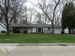 Foreclosed Home - 17761 DEERING ST, 48152