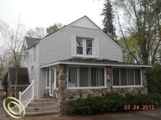 Foreclosed Home - 20418 SHADYSIDE ST, 48152