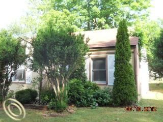 Foreclosed Home - 18265 FILMORE ST, 48152