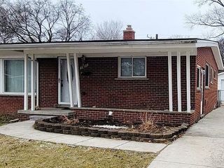 Foreclosed Home - 20211 WEYHER ST, 48152