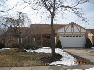 Foreclosed Home - 15789 SWATHMORE LN, 48154