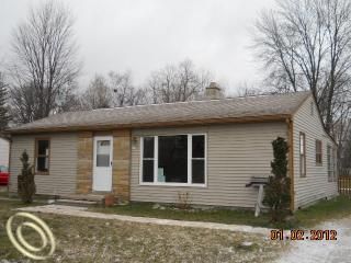 Foreclosed Home - 14700 SUNBURY ST, 48154